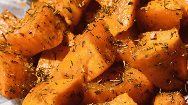 Comment rôtir des cubes de courge au four (assaisonnements et temps)