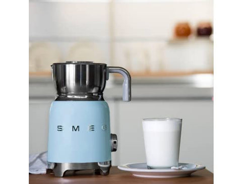 Smeg Electric Milk Frother – 600 ml, 6 Programs, Removable Carafe & Induction