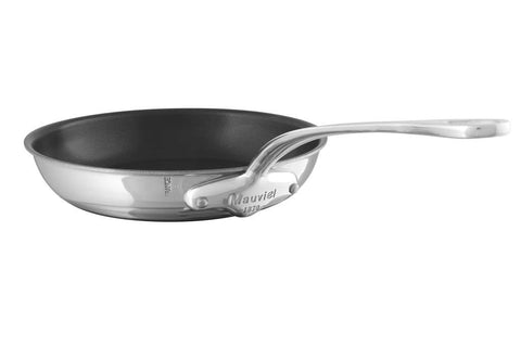 Poêle Mauviel 1830 M’Cook 24 cm – Inox 5-plis & Anti-adhésif Eclipse⁺