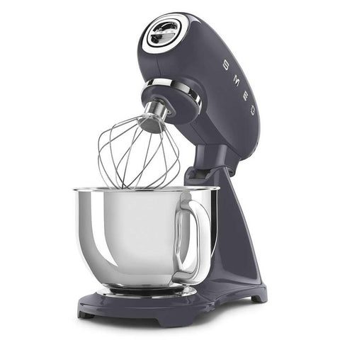Smeg SMF03CREU Stand Mixer – 4.8 L, 10 Speeds, Planetary Motion & Soft Start