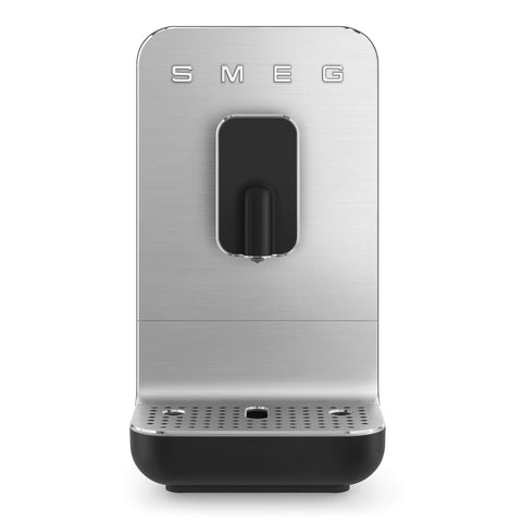 Smeg Automatic Coffee Machine – Integrated Grinder, 1.4 L, 19 Bars, 4 One Touch Recipes