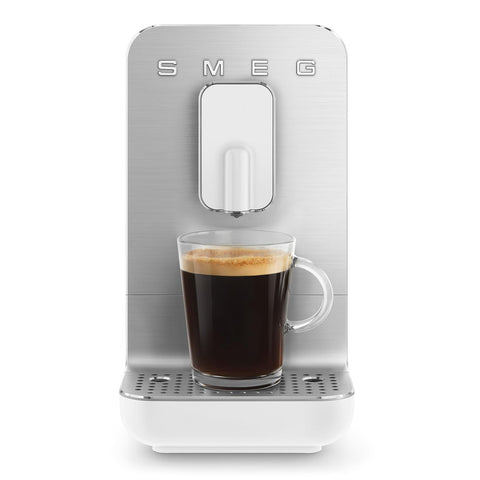 Smeg Automatic Coffee Machine – Integrated Grinder, 1.4 L, 19 Bars, 4 One Touch Recipes