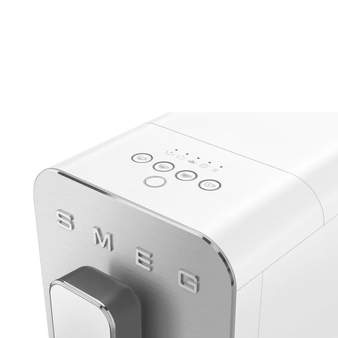 Smeg Automatic Coffee Machine – Integrated Grinder, 1.4 L, 19 Bars, 4 One Touch Recipes