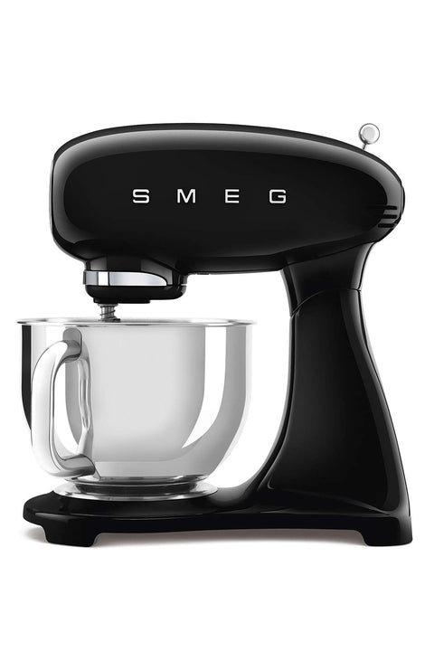 Smeg SMF03CREU Stand Mixer – 4.8 L, 10 Speeds, Planetary Motion & Soft Start