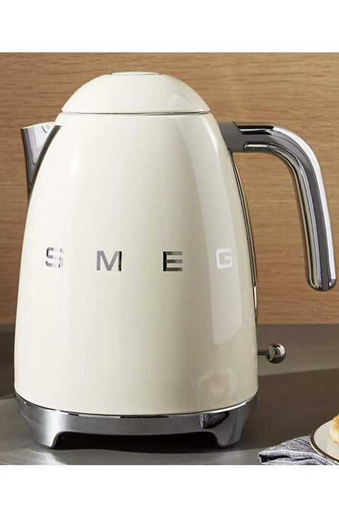Smeg KLF03NBEU Electric Kettle – 1.7 L, Anti-Scald Filter, Automatic Shut-Off