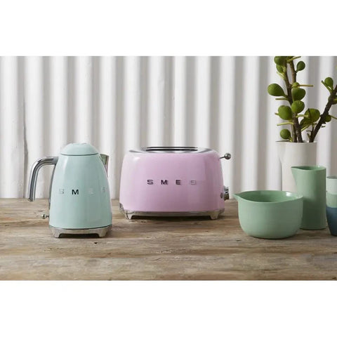 Smeg 2 Slice Toaster – 6 Browning Levels, Bagel, Reheat & Defrost Functions