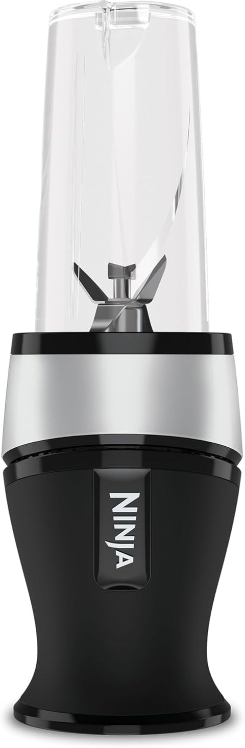 Ninja 700W Mixeur Slim et Smoothie Maker, 2x 470ml gobelets avec couvercles à bec, mixeur personnel, écrase la glace et les fruits congelés, argent/noir QB3001EUS