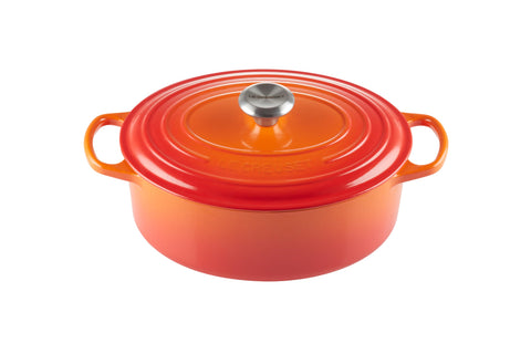 Le Creuset Signature Oval Casserole Dish 29 cm – Enameled Cast Iron “Cherry” 4.7 L