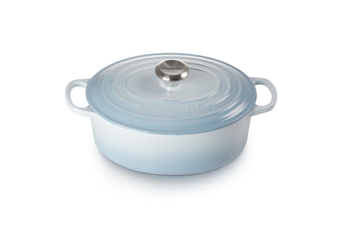 Le Creuset Signature Oval Casserole Dish 29 cm – Enameled Cast Iron “Cherry” 4.7 L