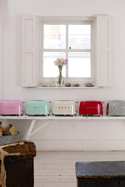 Smeg 2 Slice Toaster – 6 Browning Levels, Bagel, Reheat & Defrost Functions