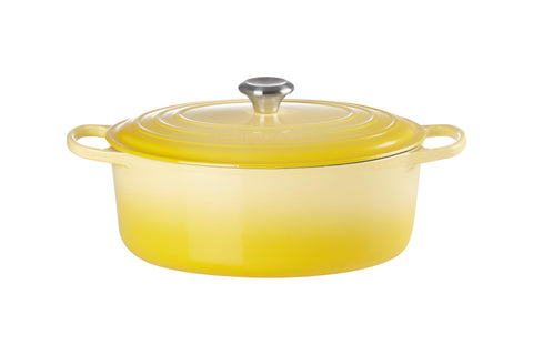 Le Creuset Signature Oval Casserole Dish 29 cm – Enameled Cast Iron “Cherry” 4.7 L