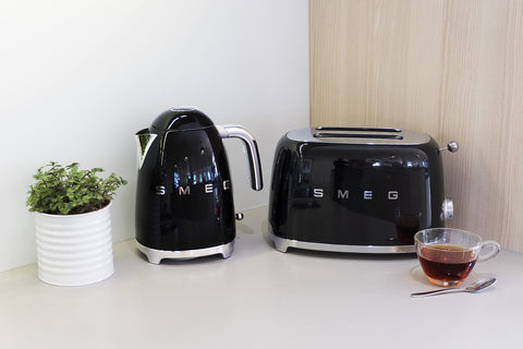 Smeg 2 Slice Toaster – 6 Browning Levels, Bagel, Reheat & Defrost Functions