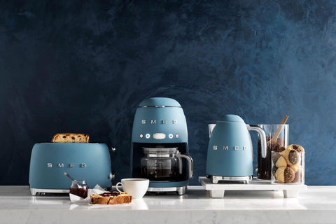 Smeg 2 Slice Toaster – 6 Browning Levels, Bagel, Reheat & Defrost Functions