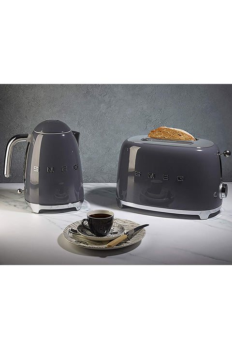 Smeg KLF03NBEU Electric Kettle – 1.7 L, Anti-Scald Filter, Automatic Shut-Off