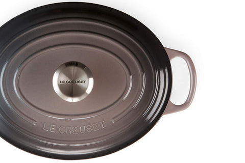 Le Creuset Signature Oval Casserole Dish 29 cm – Enameled Cast Iron “Cherry” 4.7 L