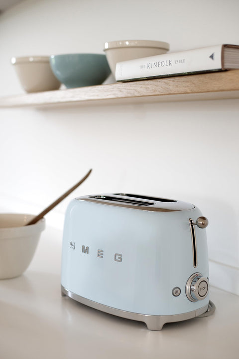 Smeg 2 Slice Toaster – 6 Browning Levels, Bagel, Reheat & Defrost Functions