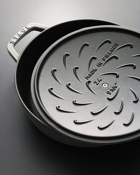 STAUB Chistera 28 cm Sauté Pan – Enamelled Cast Iron “Cherry” 3.7 L