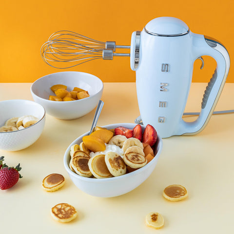 Smeg HMF01BLEU Electric Mixer – 9 Speeds, Turbo Function, Accessories & LED Display