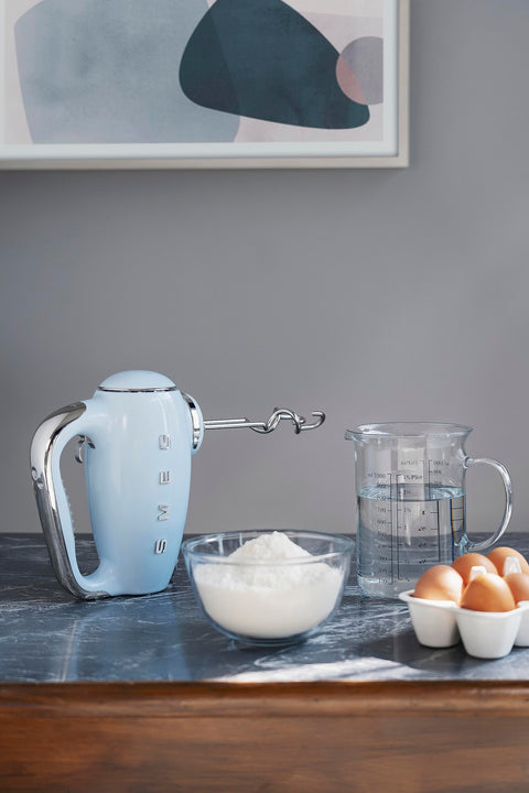 Smeg HMF01BLEU Electric Mixer – 9 Speeds, Turbo Function, Accessories & LED Display