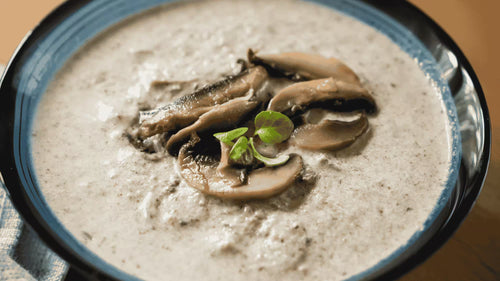 🍄 Soupe de champignons forestiers : un parfum boisé d’automne