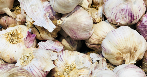 🧄 Tout savoir sur l’Ail Rose de Lautrec - Neary - Livraison panier de fruits et légumes