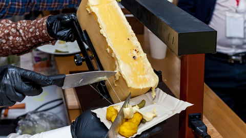 Livraison panier de fruits et légumes à Nancy, Metz et villages alentours - 🧀 Raclette au morbier : recette & accords - Neary