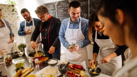 Cours de cuisine : l'expérience gourmande à vivre ou à offrir