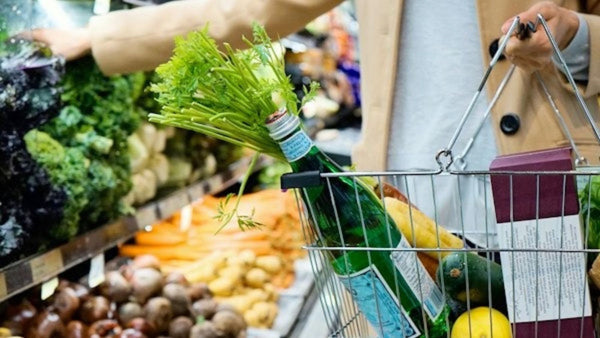 Pourquoi les enseignes de ville vendent-elles à la fois de l'alimentaire et du non-alimentaire ?