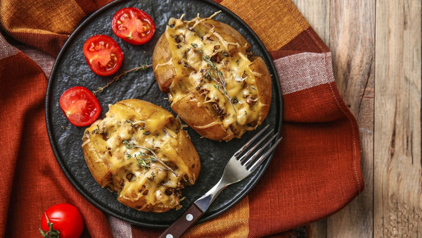 Recette de Pommes de terre farcies aux champignons et fromage