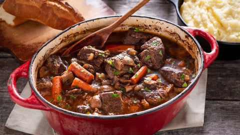 Bœuf bourguignon — recette régionale de Bourgogne-Franche-Comté 🍷🥓🍄
