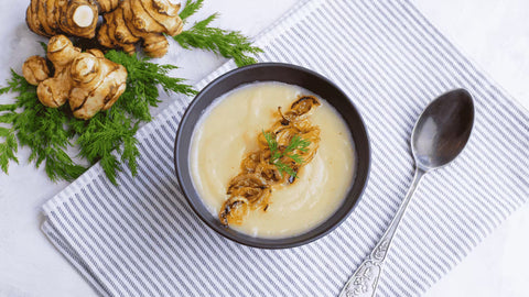 🥔 Velouté de topinambours et noisettes : un délice d’hiver