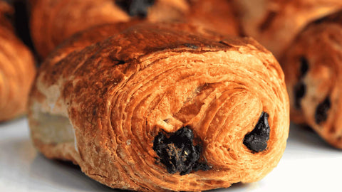 🍞 Croissants et pains au chocolat du lendemain : croustillants grâce au Air Fryer