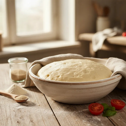 Pâte à pizza Thermomix inratable, moelleuse et croustillante, parfaite pour toutes vos recettes maison.