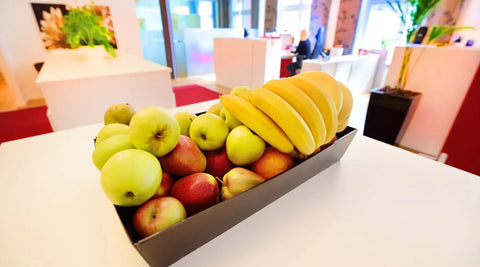 Pourquoi offrir des fruits en entreprise améliore la productivité et le bien-être des salariés ? 🍏🍊 - Neary - Livraison panier de fruits et légumes