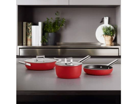 Smeg Saucepan 20 cm – 2.7 L, Non-stick Coating, All Hobs &amp; Oven Up to 250°C