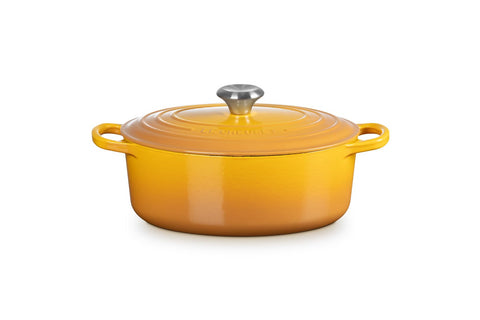 Le Creuset Signature Oval Casserole Dish 29 cm – Enameled Cast Iron “Cherry” 4.7 L 