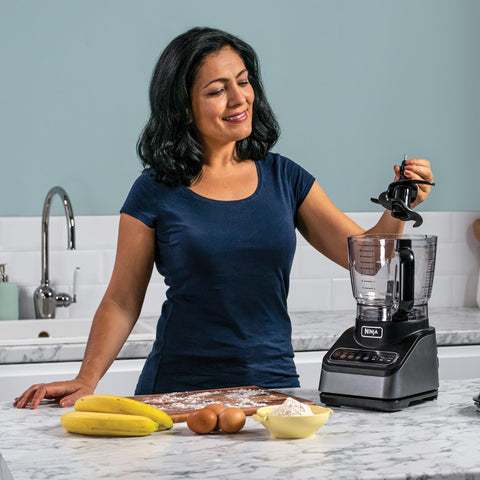 Ninja 2-in-1 Blender with 3 Auto Programs, Blender with 4 Manual Settings, 2.1L Jar &amp; 700ml Cup, 1200W, Dishwasher Safe Parts, Auto-iQ, Black BN750EU 