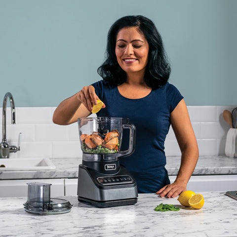Ninja 2-in-1 Blender with 3 Auto Programs, Blender with 4 Manual Settings, 2.1L Jar &amp; 700ml Cup, 1200W, Dishwasher Safe Parts, Auto-iQ, Black BN750EU 